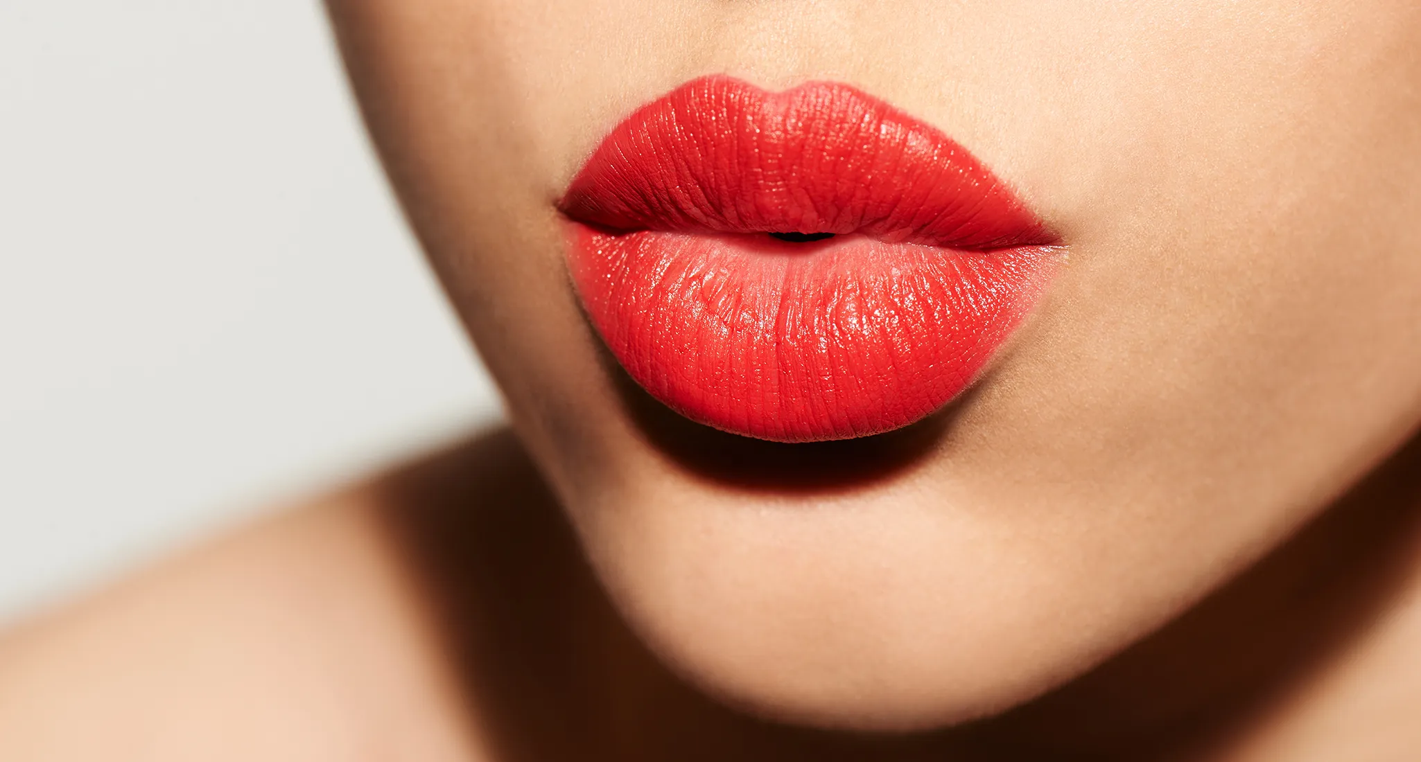 How to Make Lipstick Last All Day